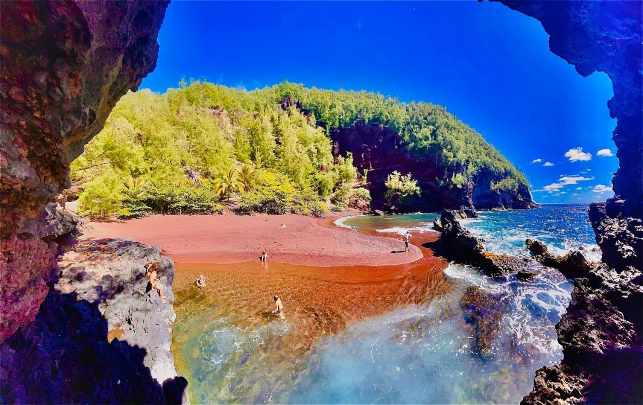 Explore Maui'S Diverse Campgrounds And Uncover The Island'S Beauty From Fresh Perspectives Every Day As You Journey With Aloha Glamp'S Great Jeep Equipped With A Rooftop Tent Paia Εξωτερικό φωτογραφία